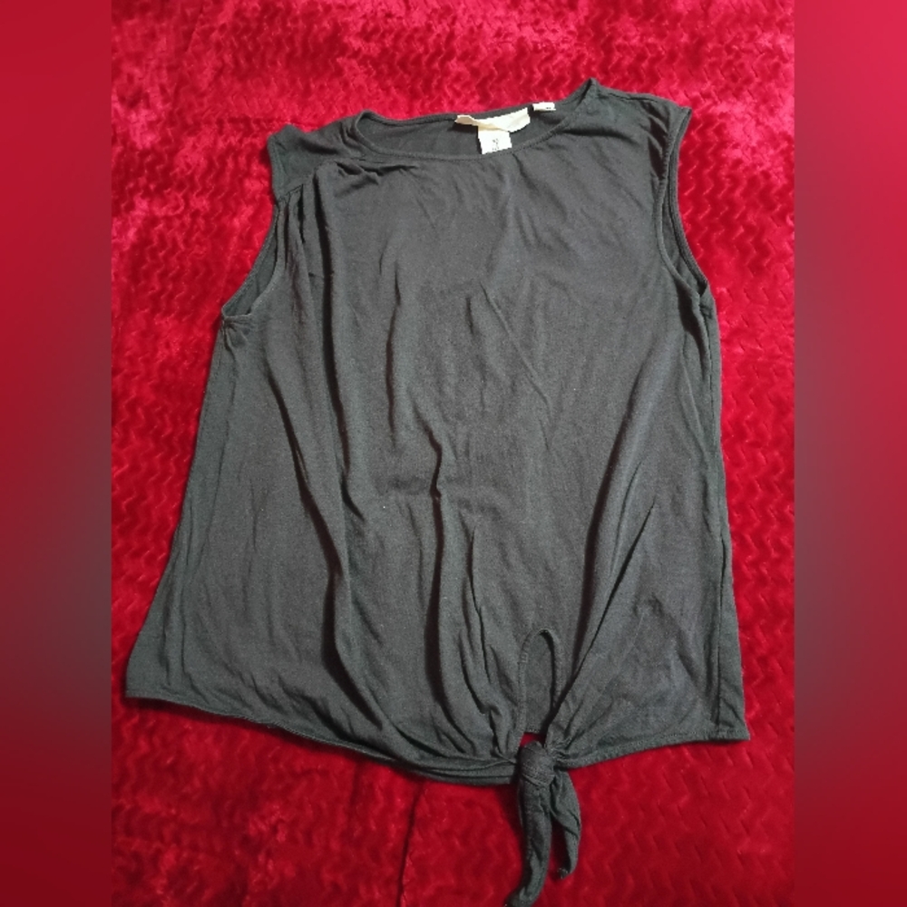 H&M Black Relaxed Tie Front Muscle Tee